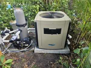 HOW DOES A POOL HEAT PUMP WORK?